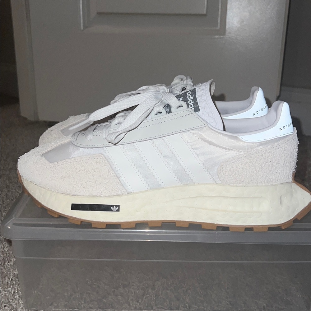 Adidas Cream and White Casual Sneakers (Brand New)